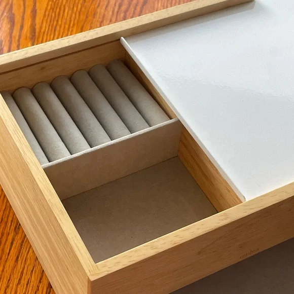 Umbra Stowit Jewelry Box in white/natural - Picture 7 of 7